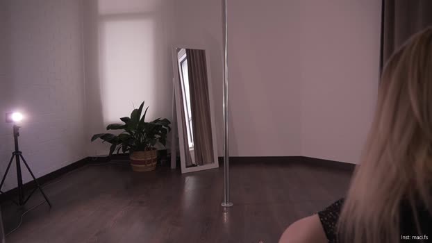 alissa_wxw 18-08-2025 play Female