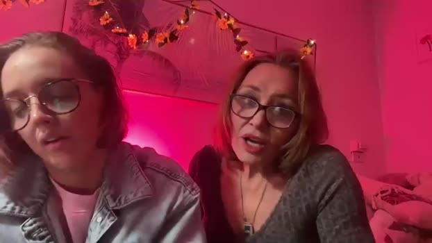mumandminidesires 18-08-2025 kinky Couple