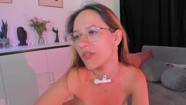 nicoleirisxxx 19-08-2025 fuckhard Female