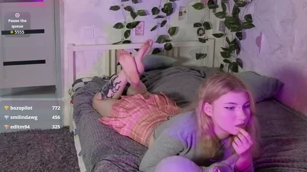 hellenhornny 20-08-2025 blowjob Female