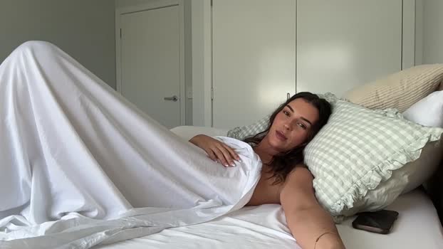 parisbabyxox 24-08-2025 sexybody Female