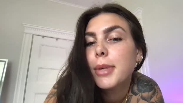 stacywithuu 24-08-2025 fingers Female