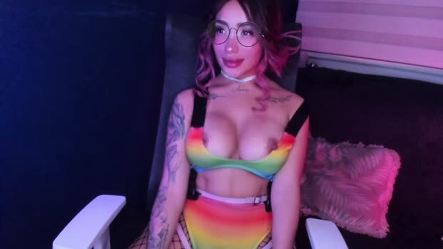hazeeell 30-08-2025 Download Female