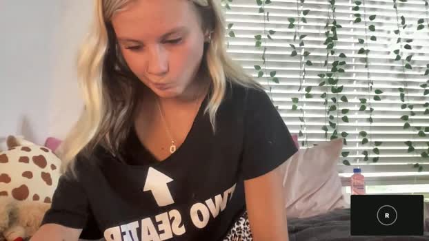 fitbadonk 31-08-2025 fingering Female