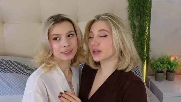 pinkadele 01-09-2025 tits Couple