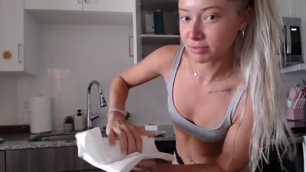 lilyyymonroee 02-09-2025 deepthroa Female