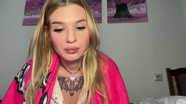 pussymoneywet 04-09-2025 fingering Couple
