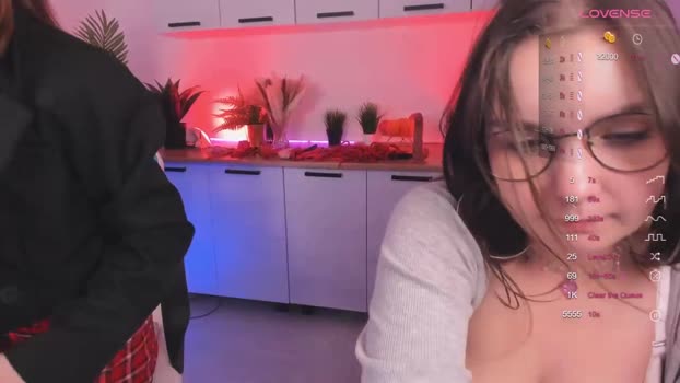 ooops_boobs 06-09-2025 sucktits Couple