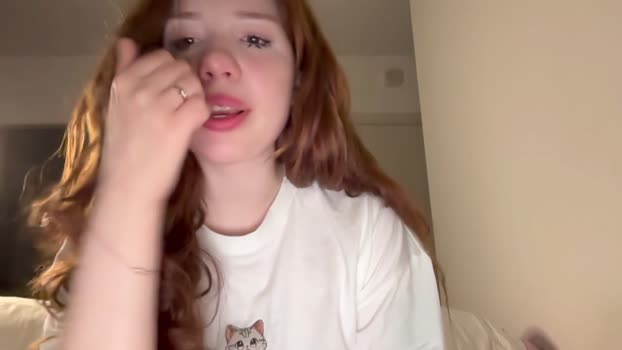 sleepycode002 06-09-2025 lick Female