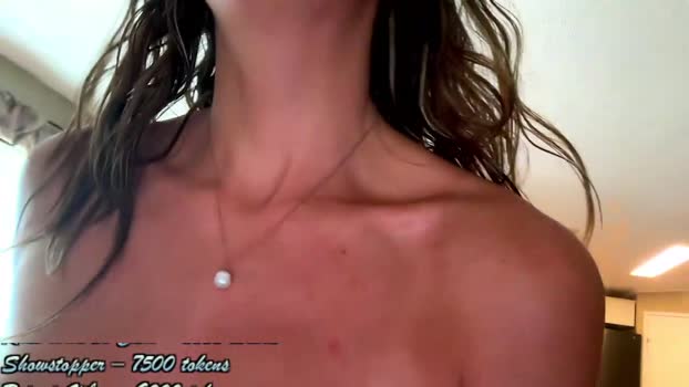 voilet22 09-09-2025 kissing Couple