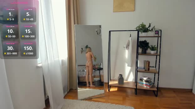 glossybabe_ 12-09-2025 yummy Female