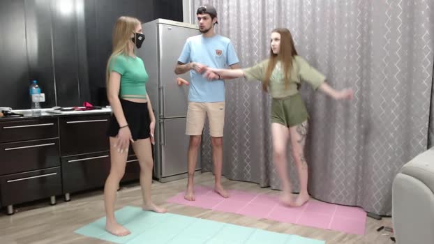 renae_tom 12-09-2025 Show Couple