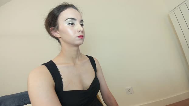 ehotlovea 14-09-2025 Topless Female