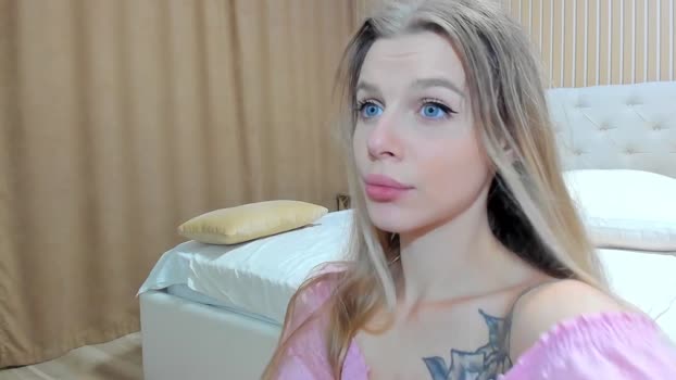 mila_polly_and_forester 16-09-2025 fingering Couple