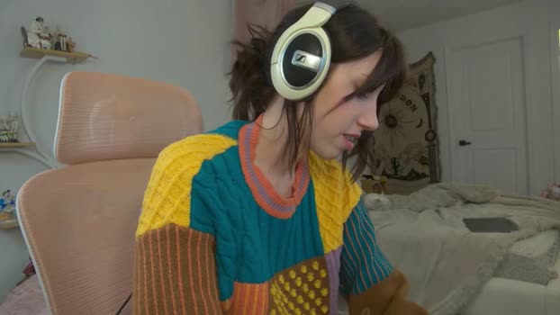 elslove 18-09-2025 fuckpussy Female
