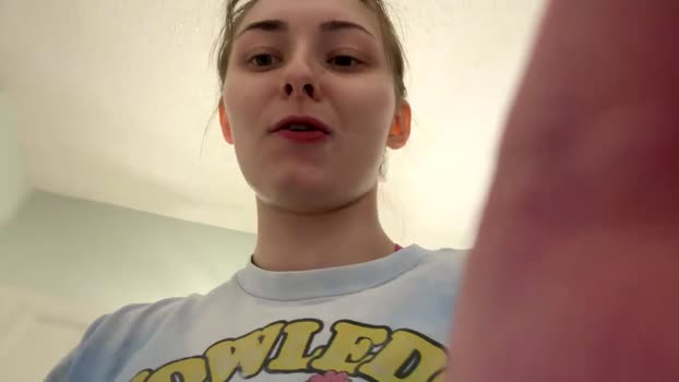 chatwithbri 19-09-2025 beautiful Female