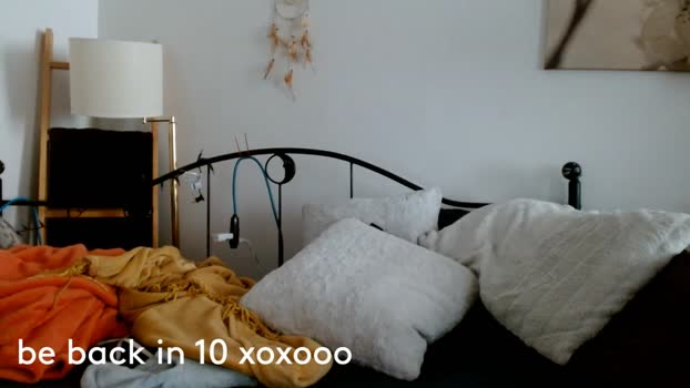 bombshellbaeby 21-09-2025 sex Female