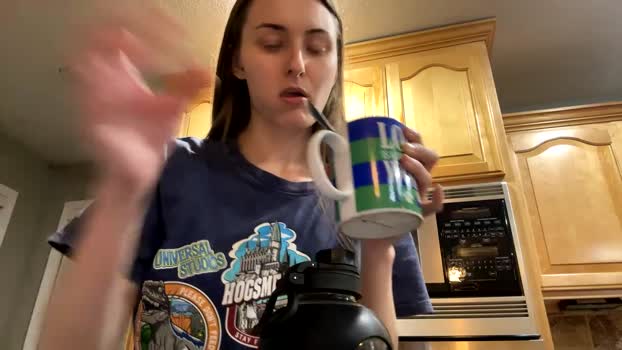 chatwithbri 22-09-2025 show Female