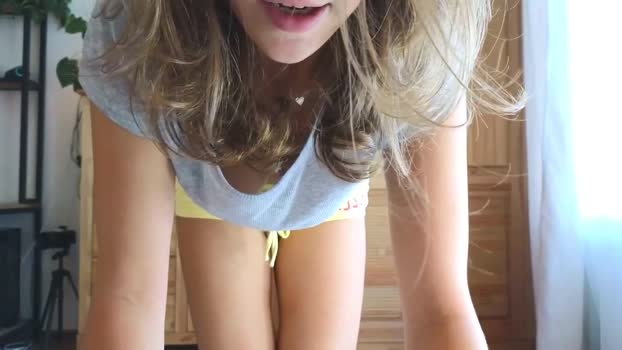 eli_sun 22-09-2025 oral Female
