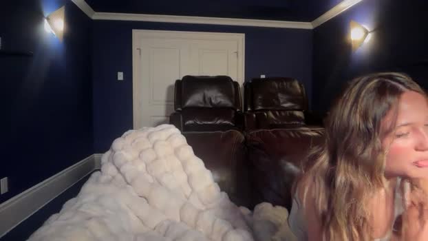 kenziesmithh 21-09-2025 bigboobs Female
