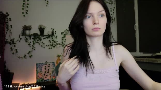 cuteuserr 22-09-2025 Naked Female
