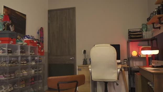 lindabluee 23-09-2025 ass Female