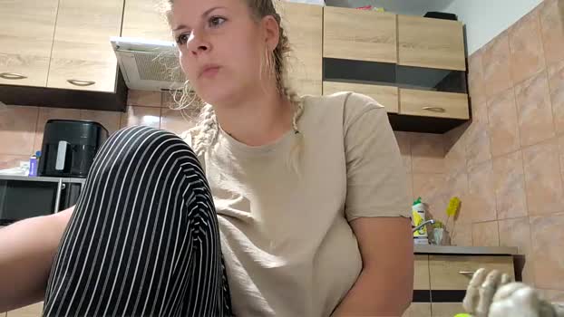 bigtitslala 25-09-2025 analtoy Female