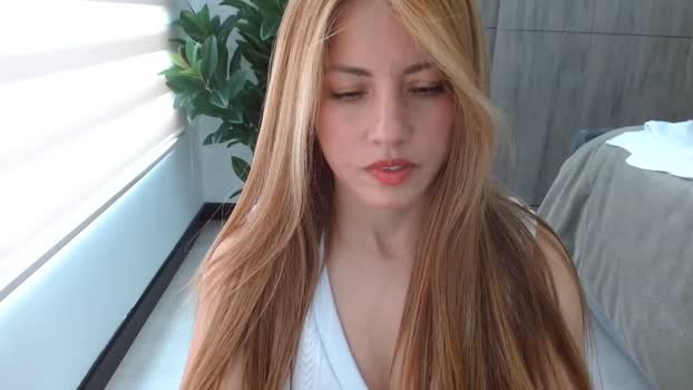 shannon_stonnee33 26-09-2025 Naked Female
