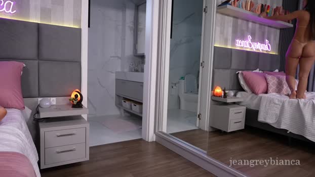 jeangreybianca 27-09-2025 lick Female