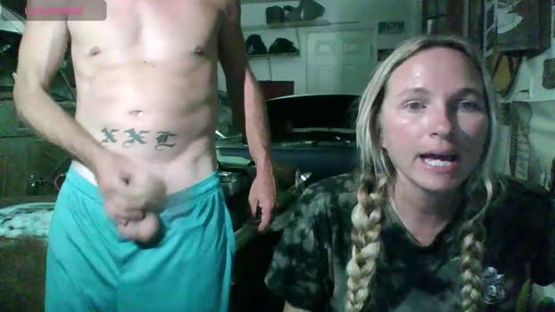 mickey85knoxx 29-09-2025 horny Couple