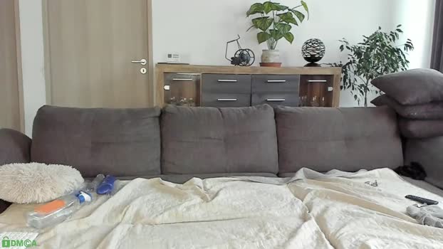 shantallmilf 29-09-2025 bigass Couple