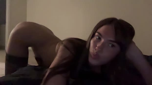 mayaxxhill 30-09-2025 yummy Female