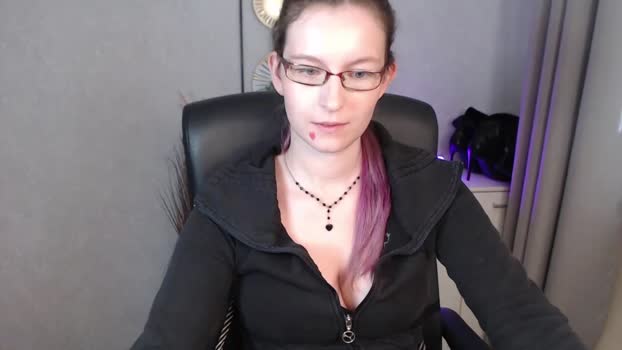 emma_lust94 01-10-2025 play Female