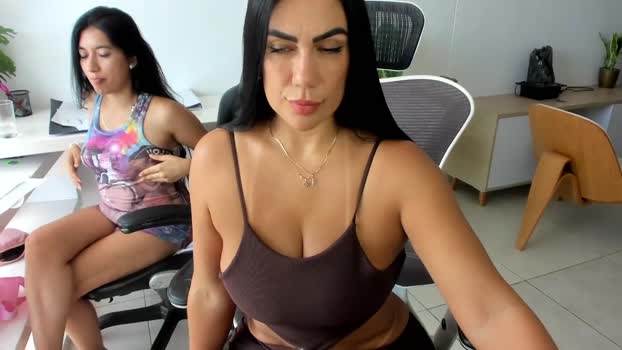 emillybrowm 01-10-2025 nude Couple