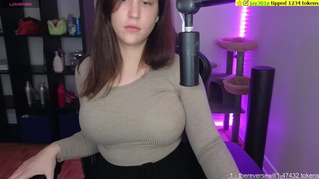 alexa_dream 03-10-2025 big Female