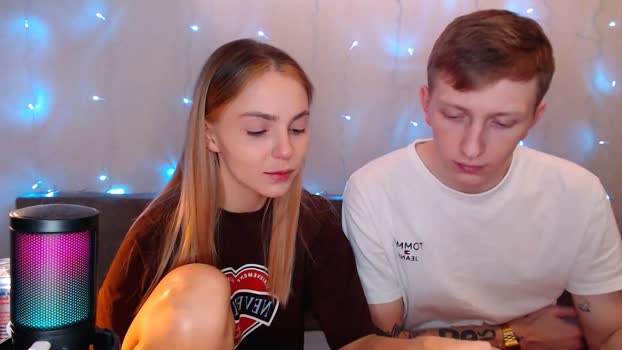 julsweet 03-10-2025 skinny Couple