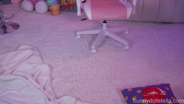 bunnydollstella 04-10-2025 blowjob Female