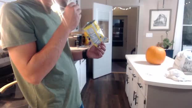 farmgirl__ 07-10-2025 skinny Couple
