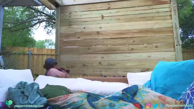peppermintdusty 08-10-2025 sexyfeet Couple