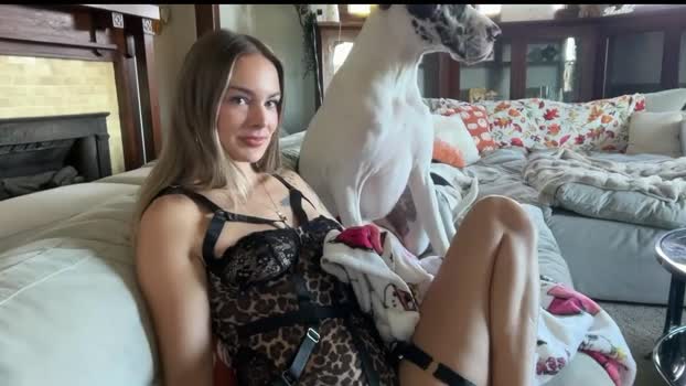 andreaelizabethxo 09-10-2025 beautiful Female