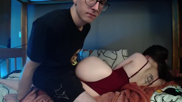 x_files_t 10-10-2025 spanking Couple