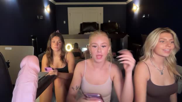 kenziesmithh 13-10-2025 spank Female