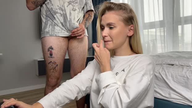adele_nick2202 14-10-2025 legs Couple