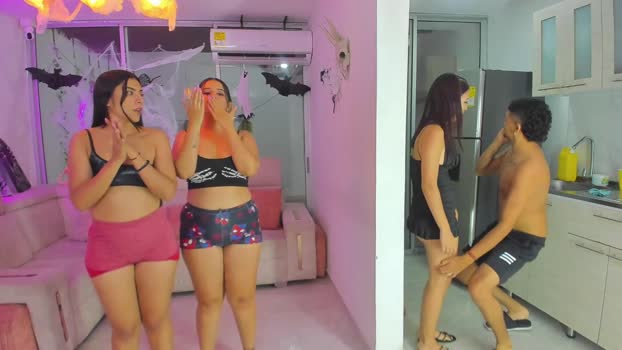 secrethause71605 17-10-2025 fingering Couple