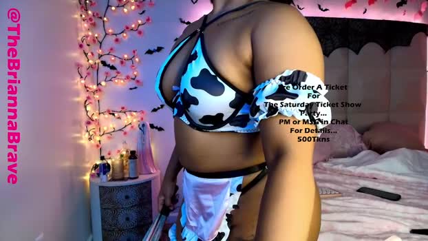 kat2025 18-10-2025 beauty Female