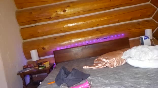 ladylorreign 19-10-2025 bj-dildo Couple