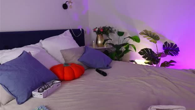 tinasiner 18-10-2025 wet Female