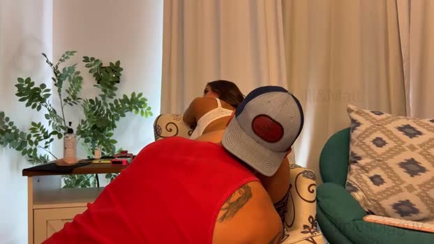 bigguylilmiss 19-10-2025 wank Couple