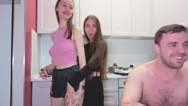 ihavepaws33 22-10-2025 spanking Couple
