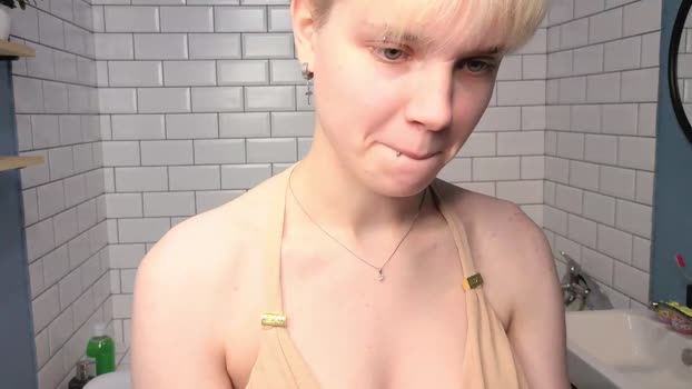 mimipuff 21-10-2025 fuckass Female